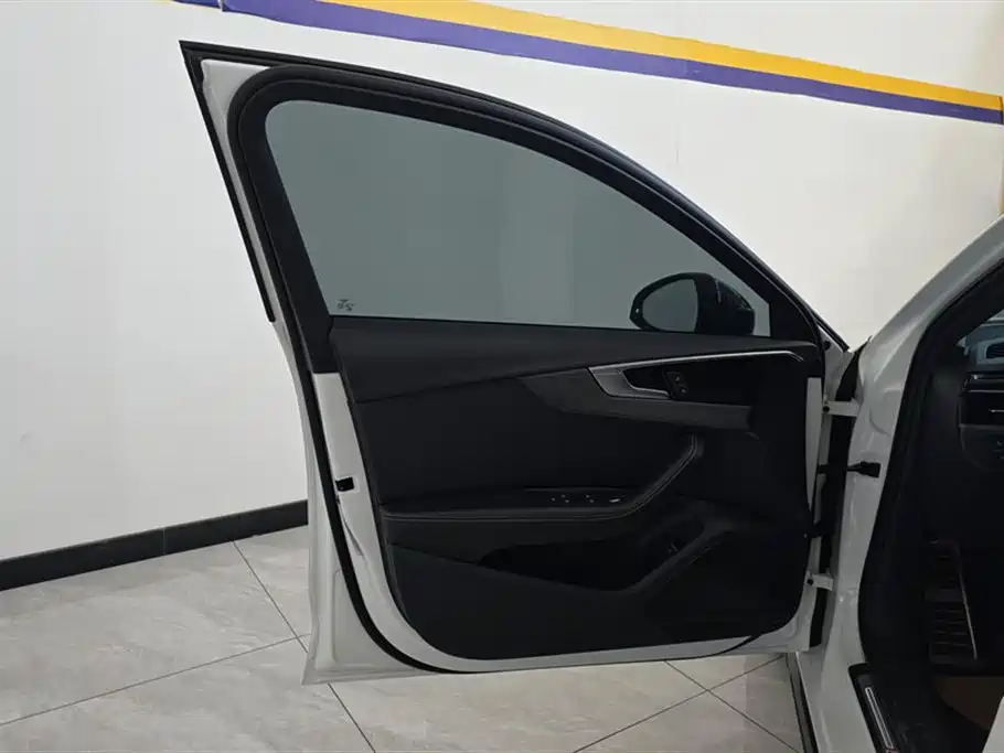 Audi A4 L 40 TFSI Fashion Dynamic