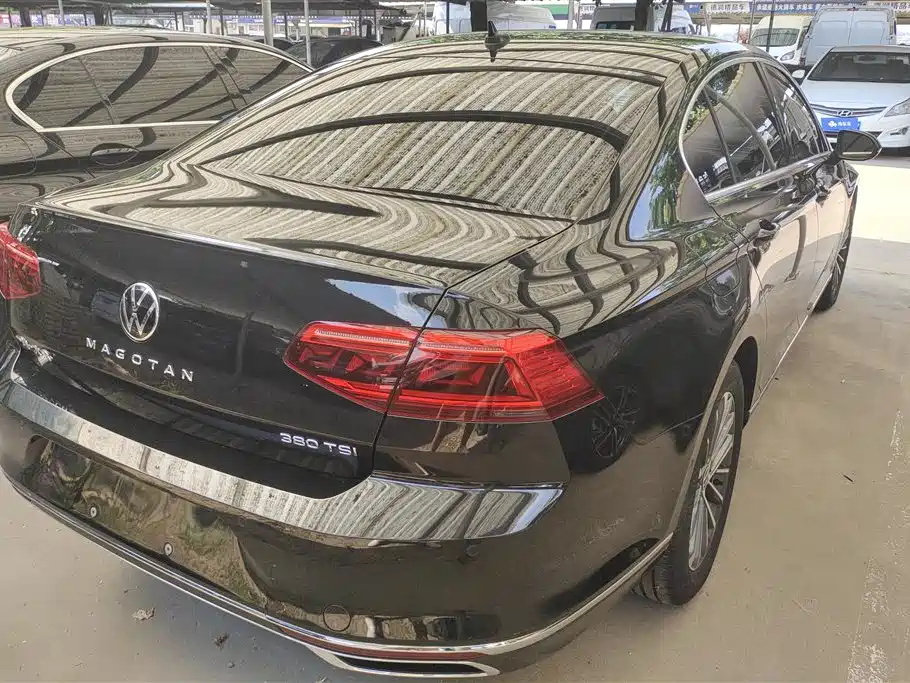Magotan 380 TSI DSG Luxury
