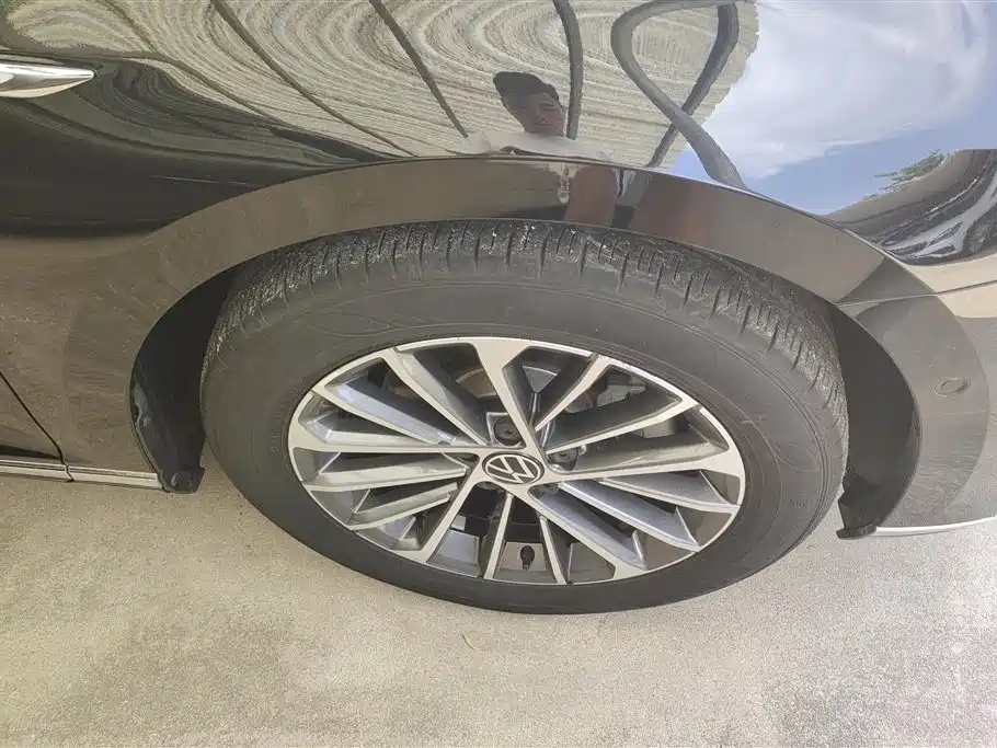 Magotan 380 TSI DSG Luxury