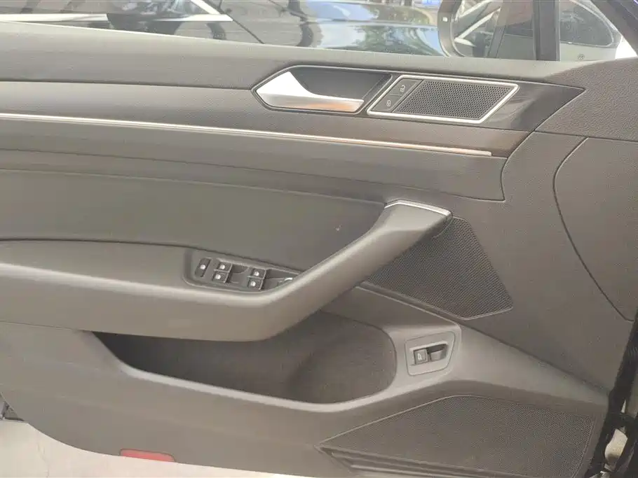 Magotan 380 TSI DSG Luxury