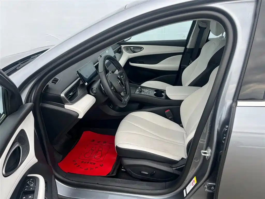 Seal 05 DM-i DM-i Smart Drive 120 KM Flagship