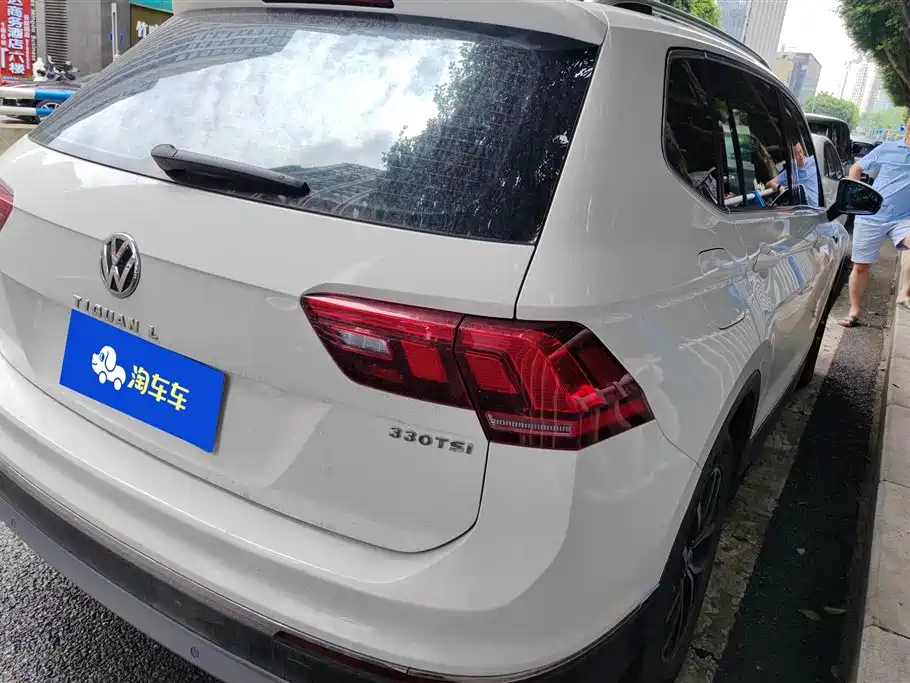 Tiguan L 330 TSI Auto 2 WD Luxury
