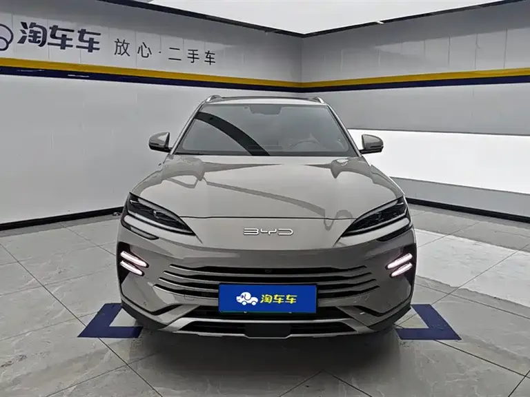 BYD Song PLUS NEV Champion DM-i 110 KM Flagship