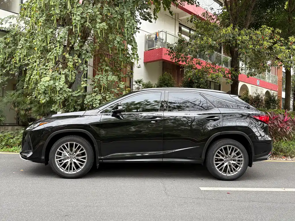 Lexus RX 雷克萨斯RX 2020款 350 加规版