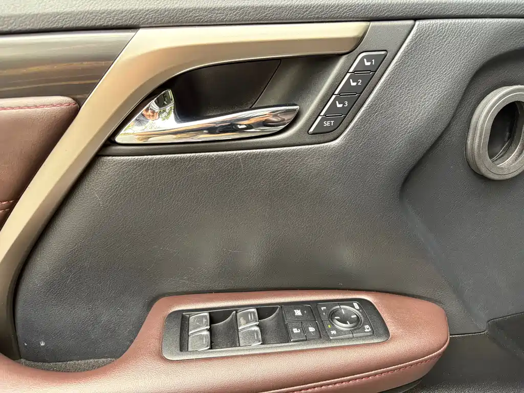 Lexus RX 雷克萨斯RX 2020款 350 加规版