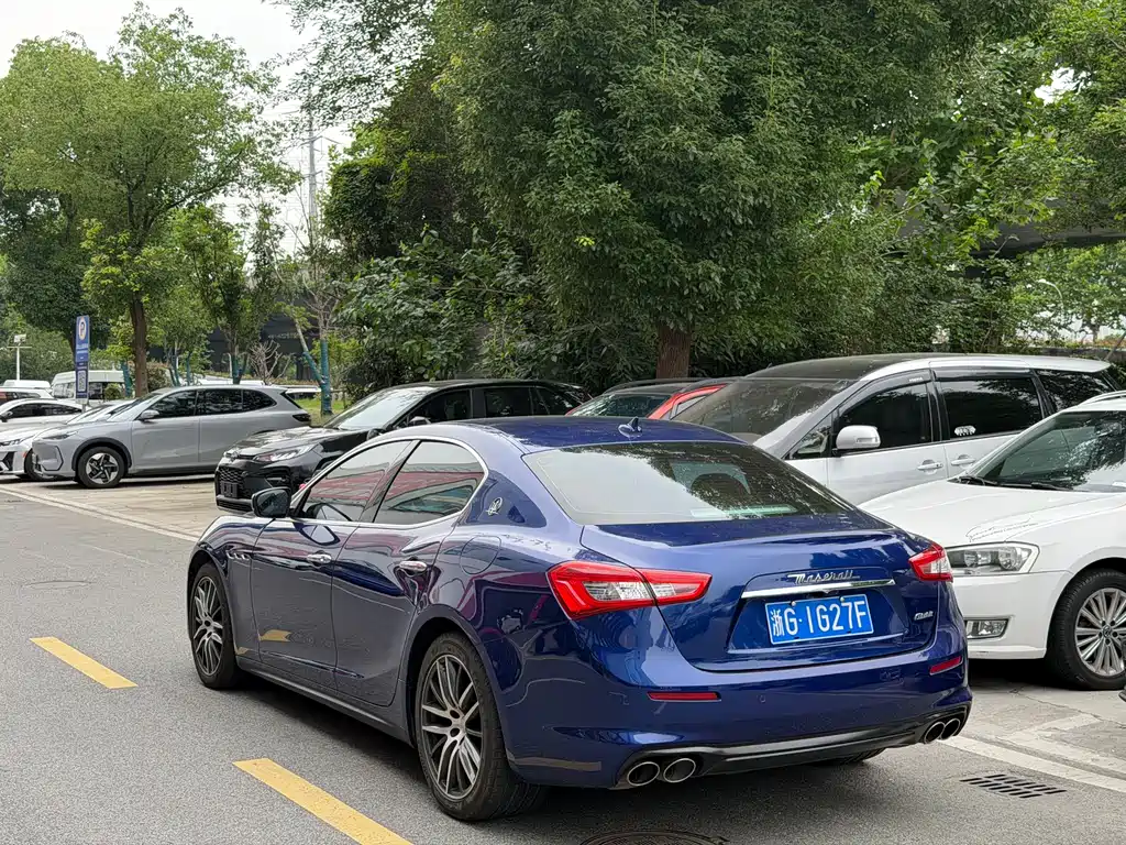 Ghibli 3.0 T Standard CN-VI