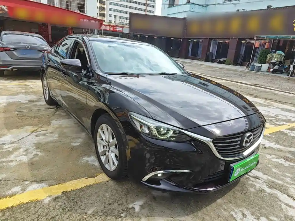 Atenza 2.0 L Blue Sky Luxury