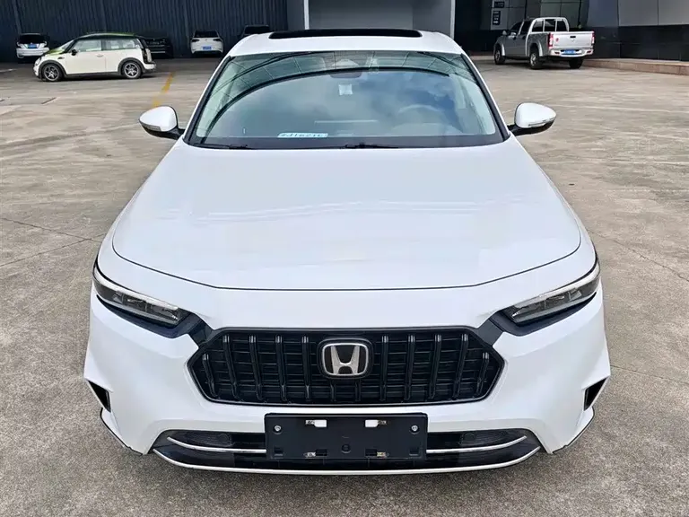 Honda Inspire 260 TURBO Elite