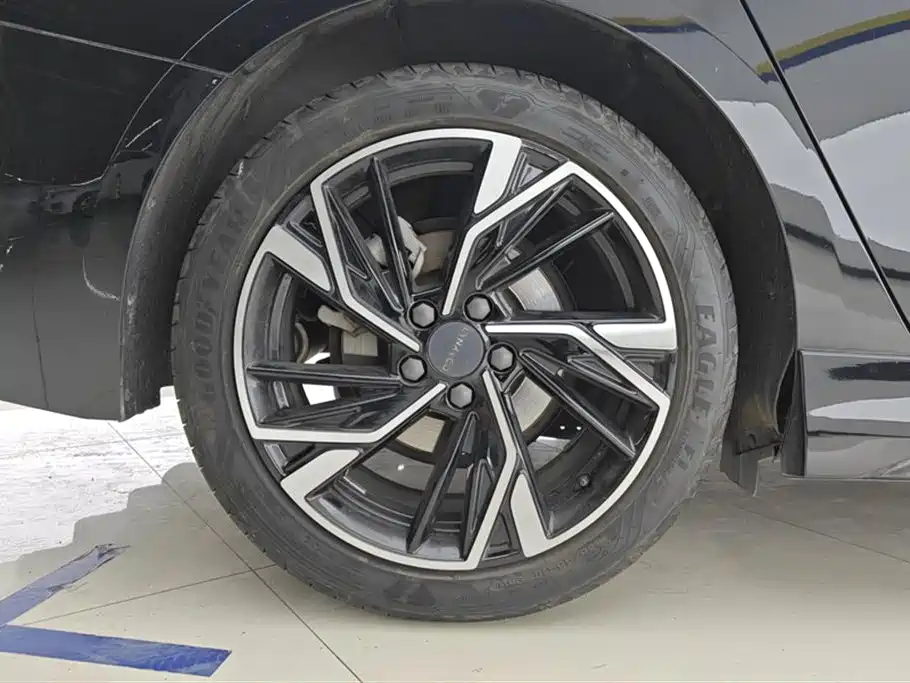 Lynk & Co 03 2.0 TD DCT Power Pro