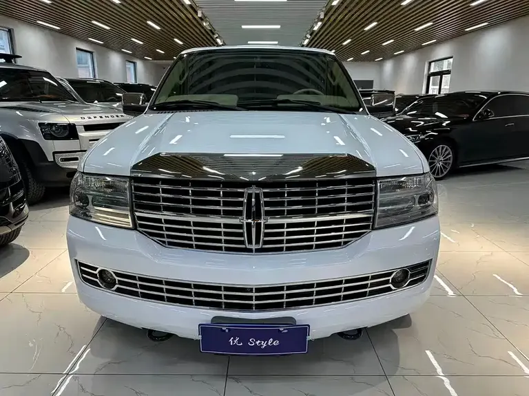 Lincoln Navigator 领航员 2008款 5.4 L 加长版
