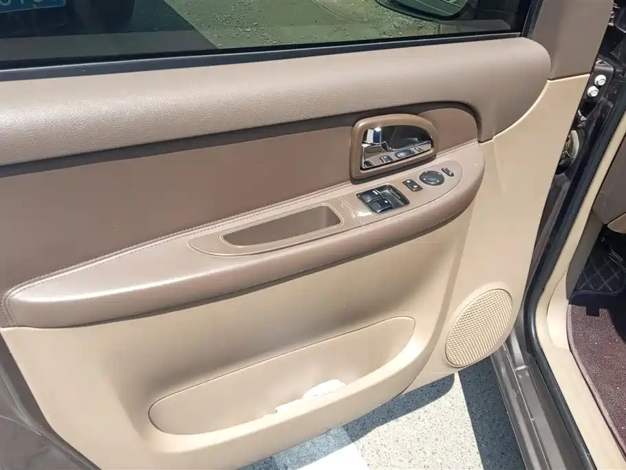 Buick GL8 2.4 L Classic