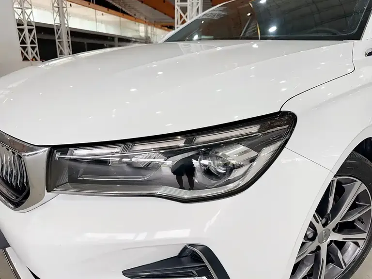 Geely Emgrand 4 th Gen 1.5 L CVT Distinguished