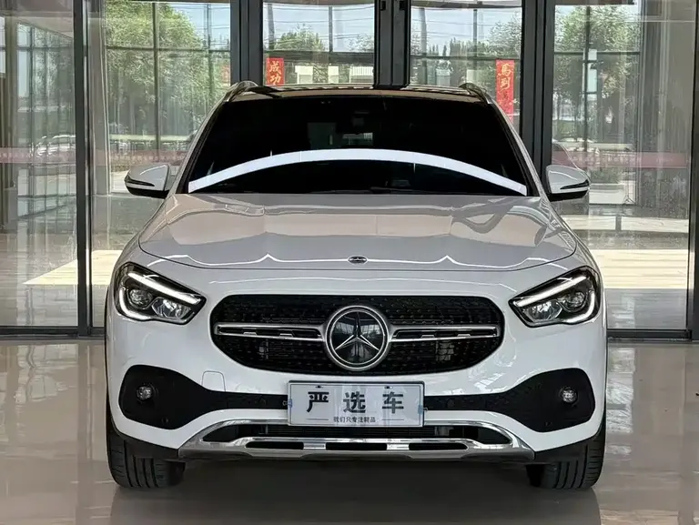 Mercedes-Benz GLA GLA 220