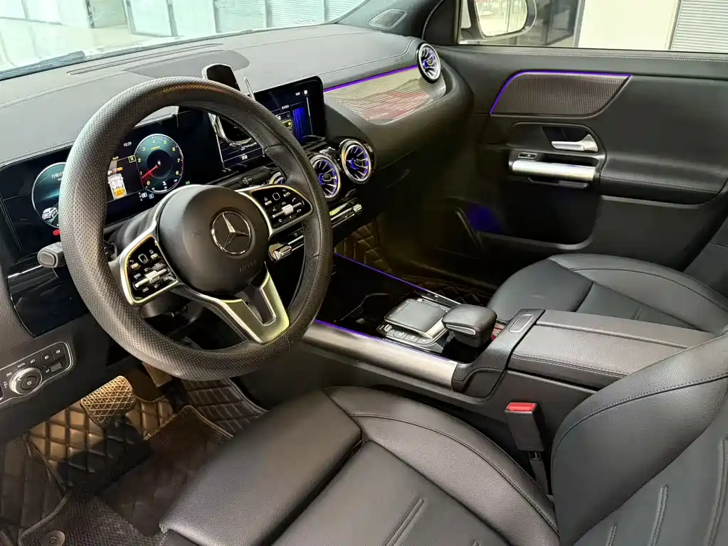 Mercedes-Benz GLA GLA 220