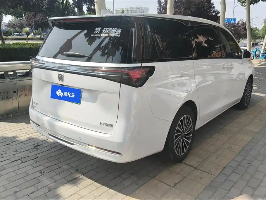 Buick GL8 NEV 别克GL8新能源 2025款 陆尚 尊享版