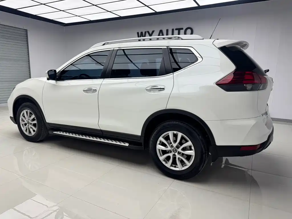 X-Trail 2.0 L 2 WD Connected Premium Enjoyment
