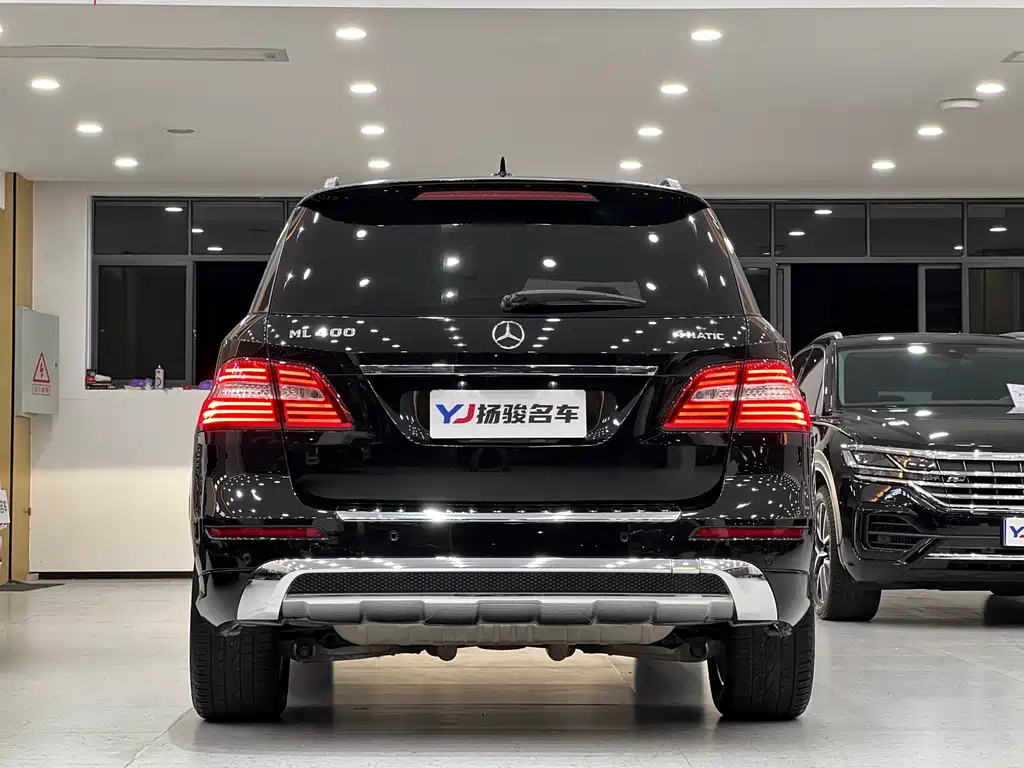 Mercedes-Benz M-Class ML 400 4 MATIC Luxury