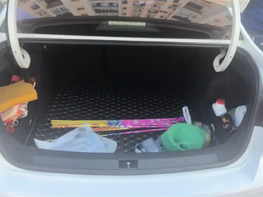 Bora 1.5 L Auto Comfort