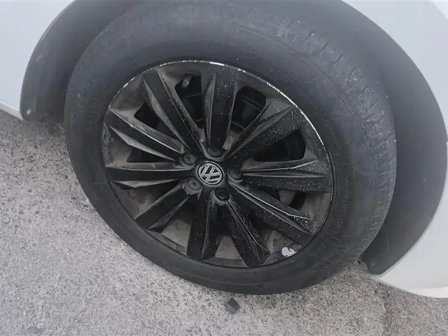 Bora 1.5 L Auto Comfort