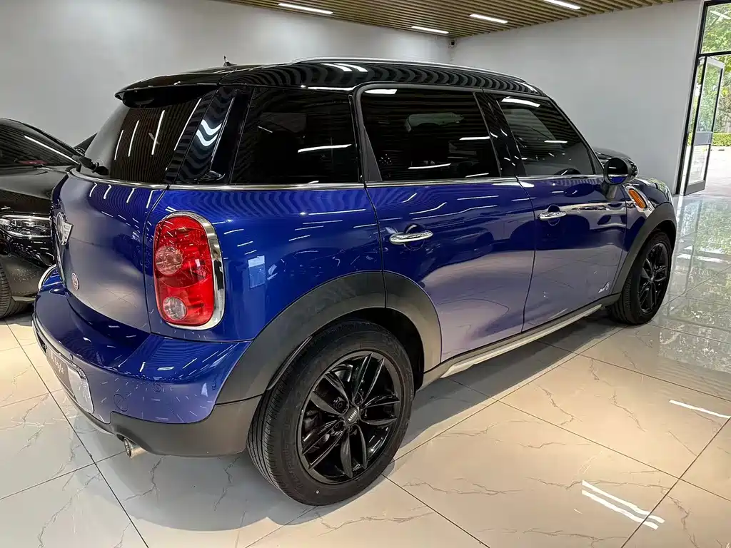 MINI COUNTRYMAN 1.6 T COOPER ALL4 Fun