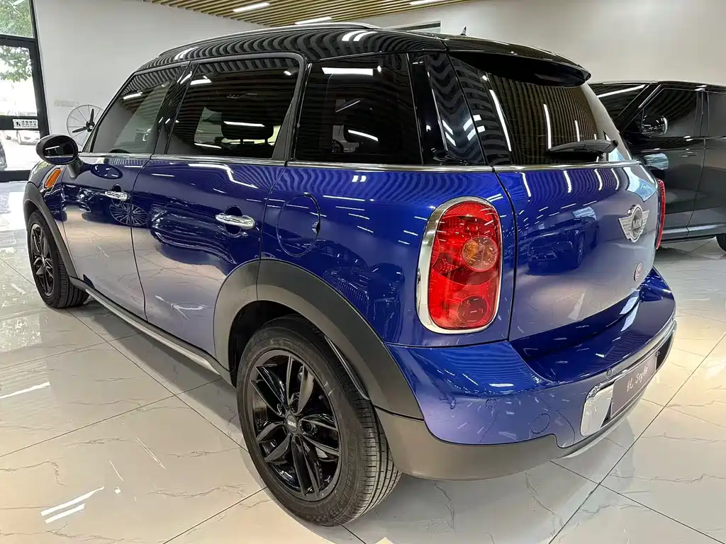 MINI COUNTRYMAN 1.6 T COOPER ALL4 Fun