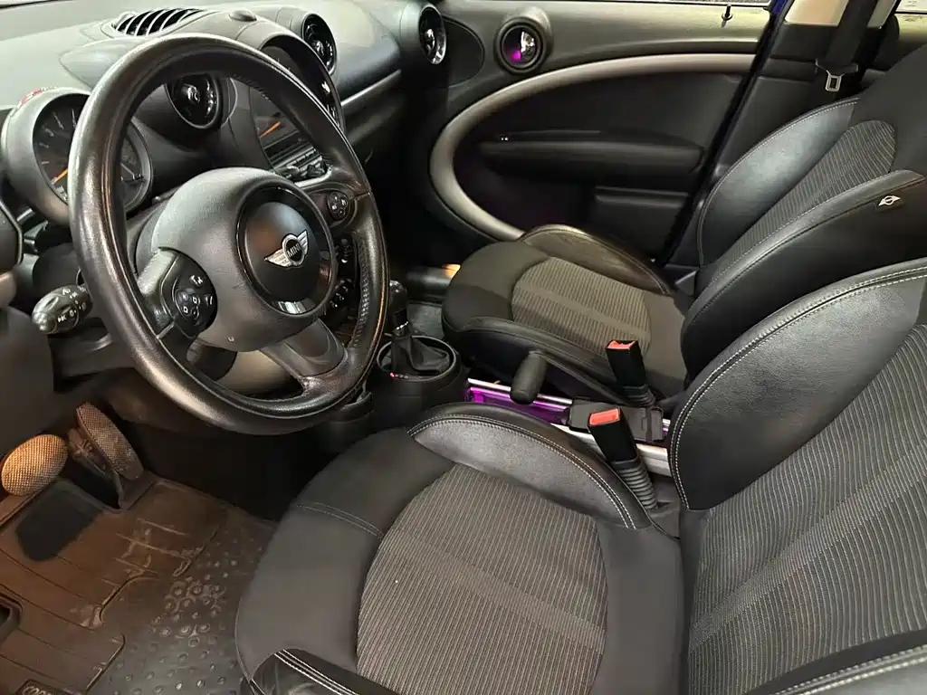 MINI COUNTRYMAN 1.6 T COOPER ALL4 Fun