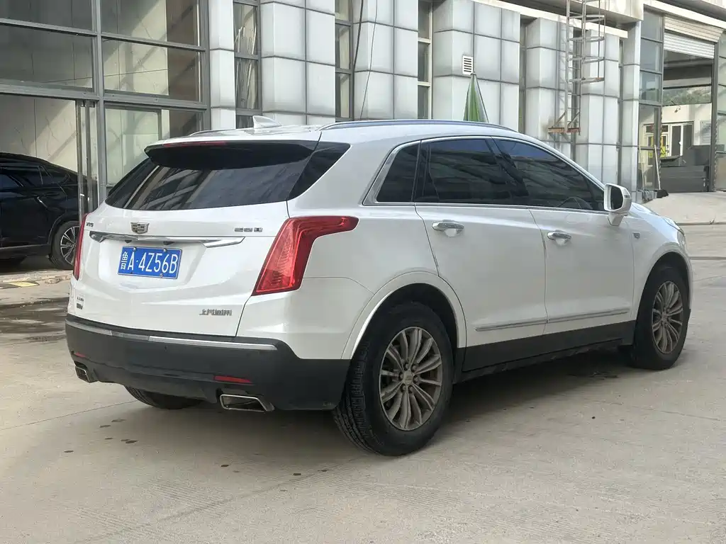 Cadillac XT5 28 T 4 WD Luxury