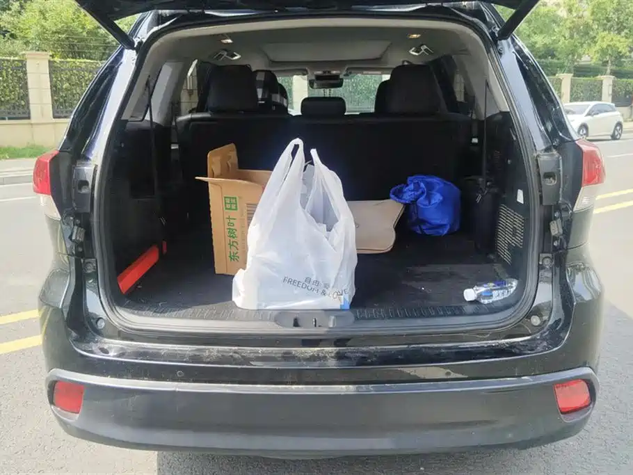Highlander 2.0 T 4 WD Distinguished 7-seat CN-VI