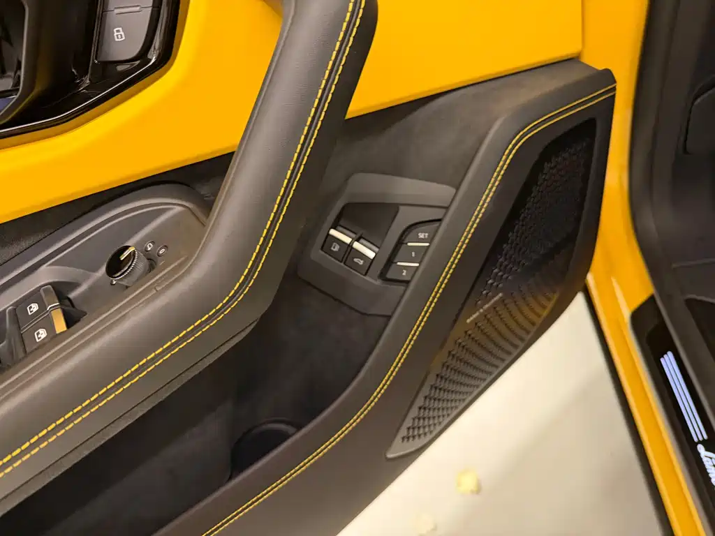 Urus SE 4.0 T Standard