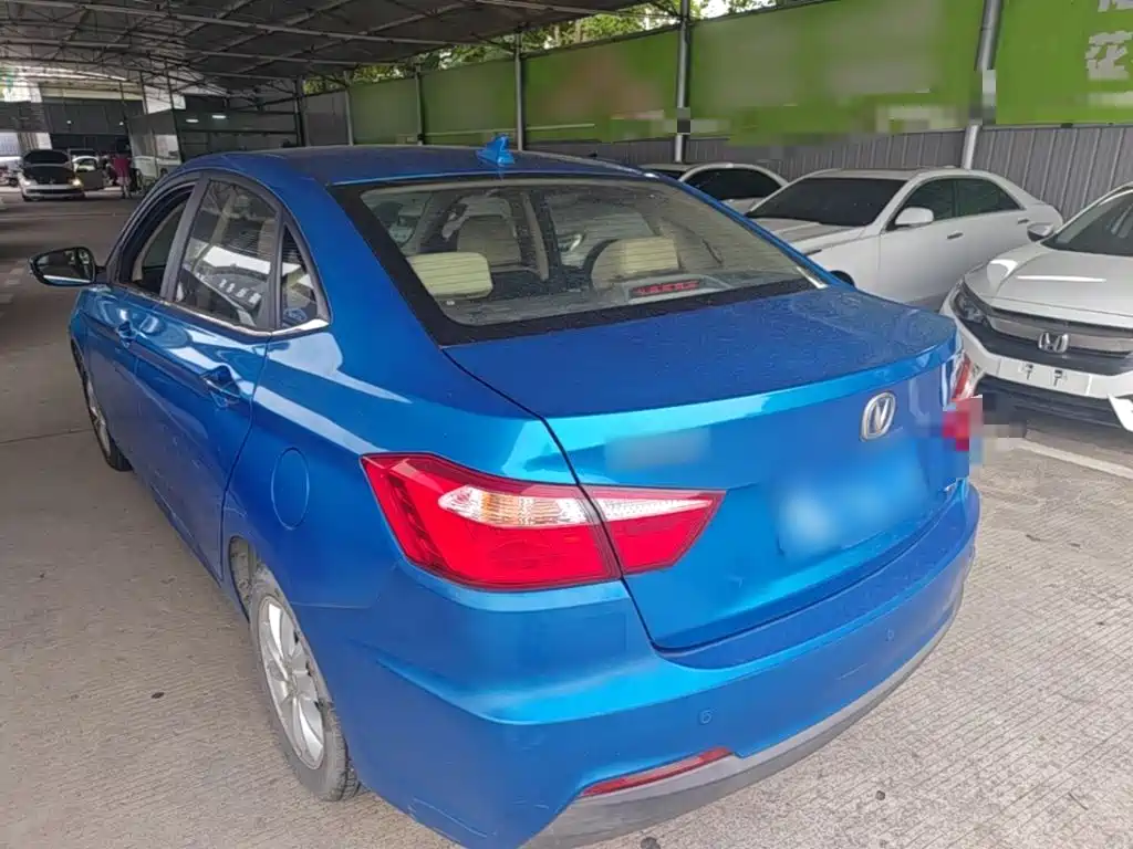 Yuexiang V7 1.6 L Manual Pleasure CN-IV