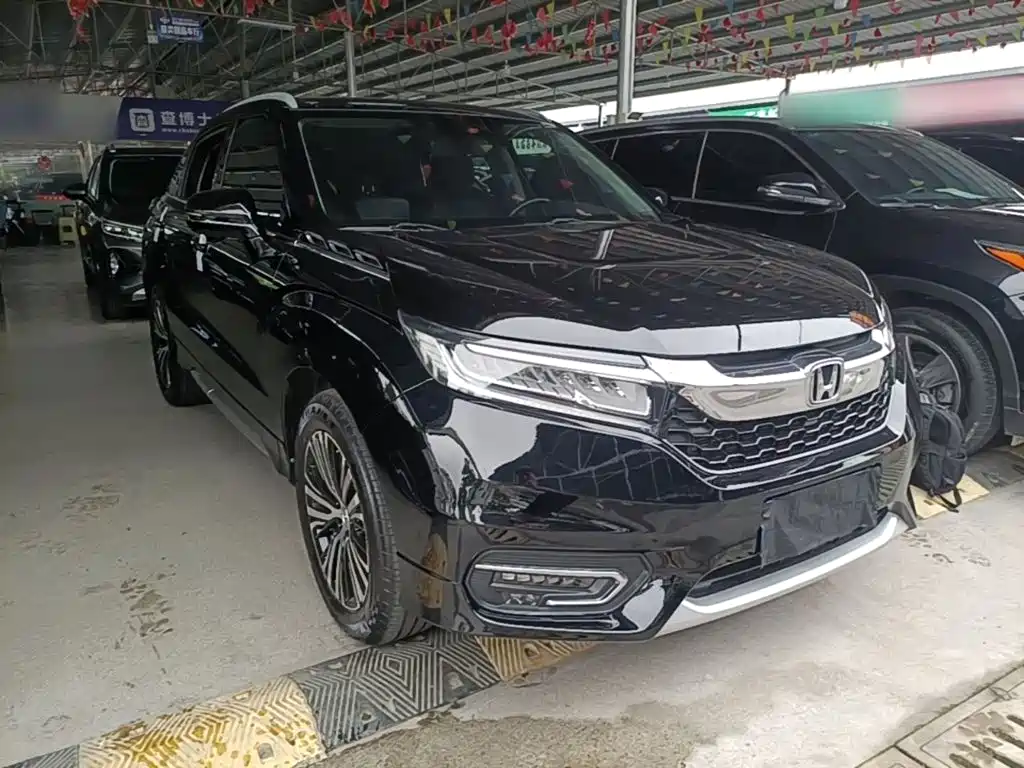 Avancier 370 TURBO 4 WD Premium