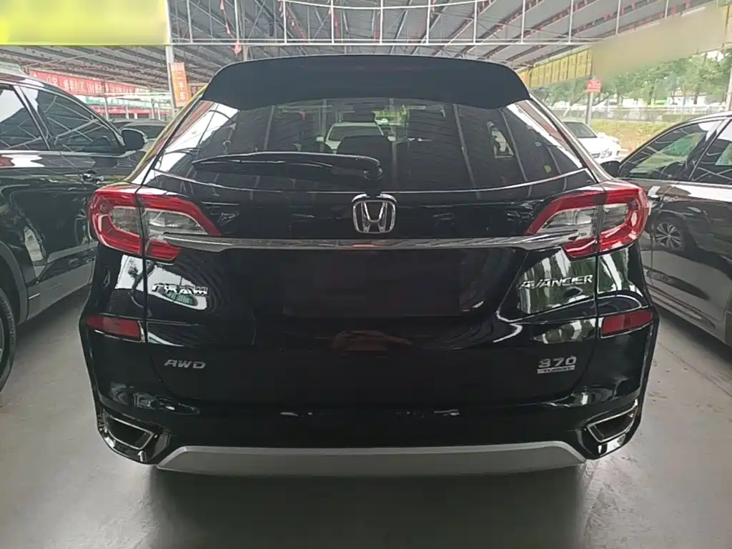 Avancier 370 TURBO 4 WD Premium