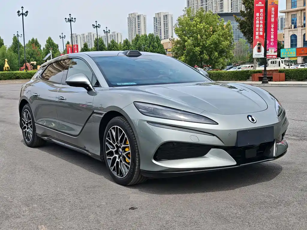 Denza Z9 GT 腾势Z9 GT 2026款 易三方闪充尊荣型