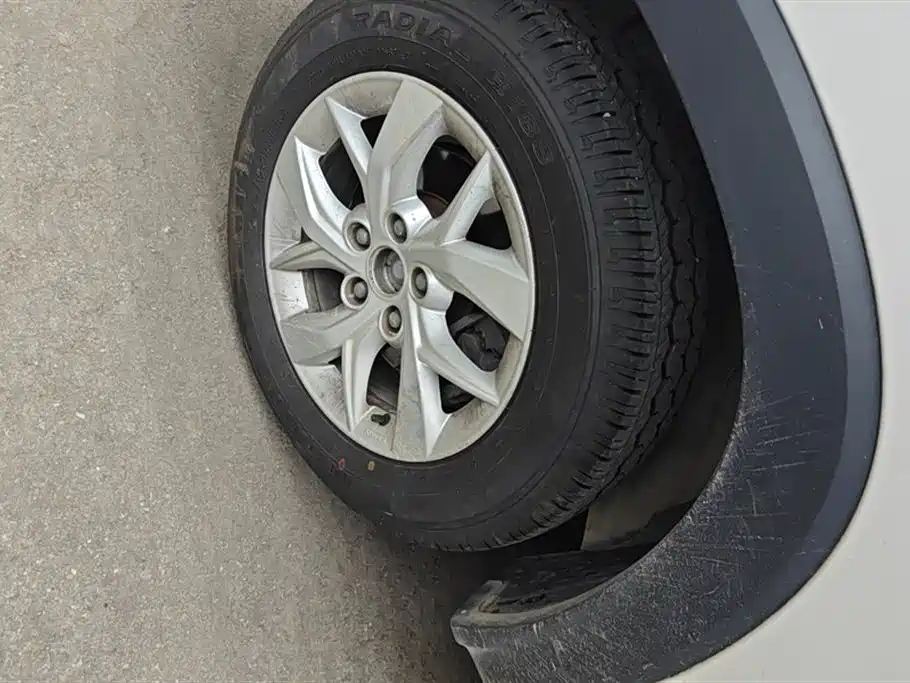 Wuling Hongguang S3 1.5 L Manual Comfort CN-VI