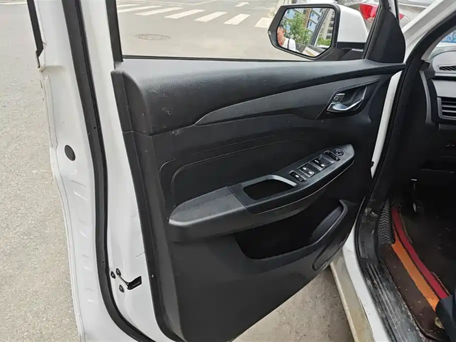 Wuling Hongguang S3 1.5 L Manual Comfort CN-VI