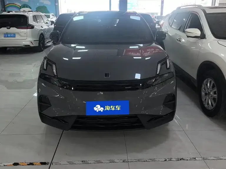 Lynk & Co 06 Renew 1.5 T Halo