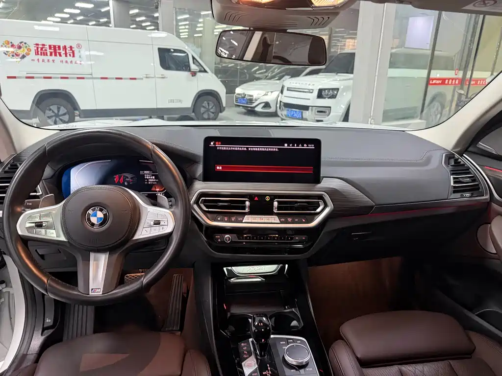 BMW X3 Facelift xDrive30 i Leading M Night Package