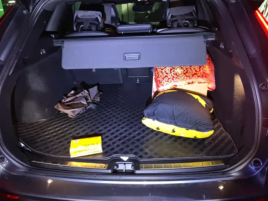 Volvo XC60 PHEV T8 E Drive Hybrid Smart Grace Sport CN-V