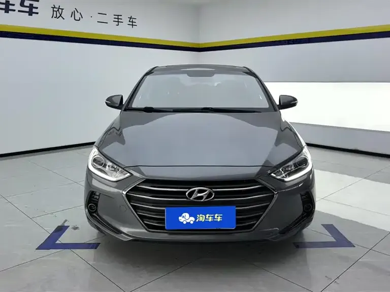 Hyundai Elantra 1.6 L Auto 15 Anniversary Special Edition