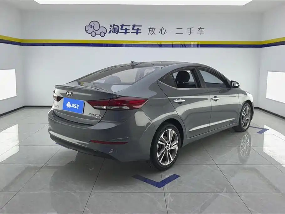 Elantra 1.6 L Auto 15 Anniversary Special Edition