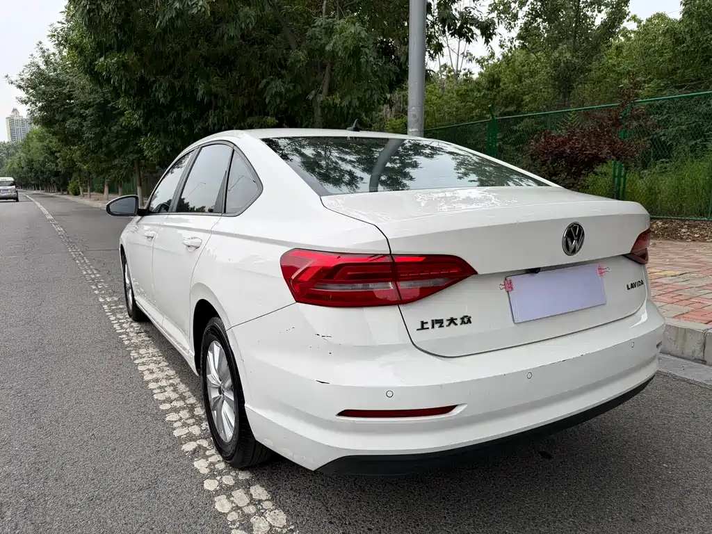 Lavida 1.5 L Auto Style CN-VI