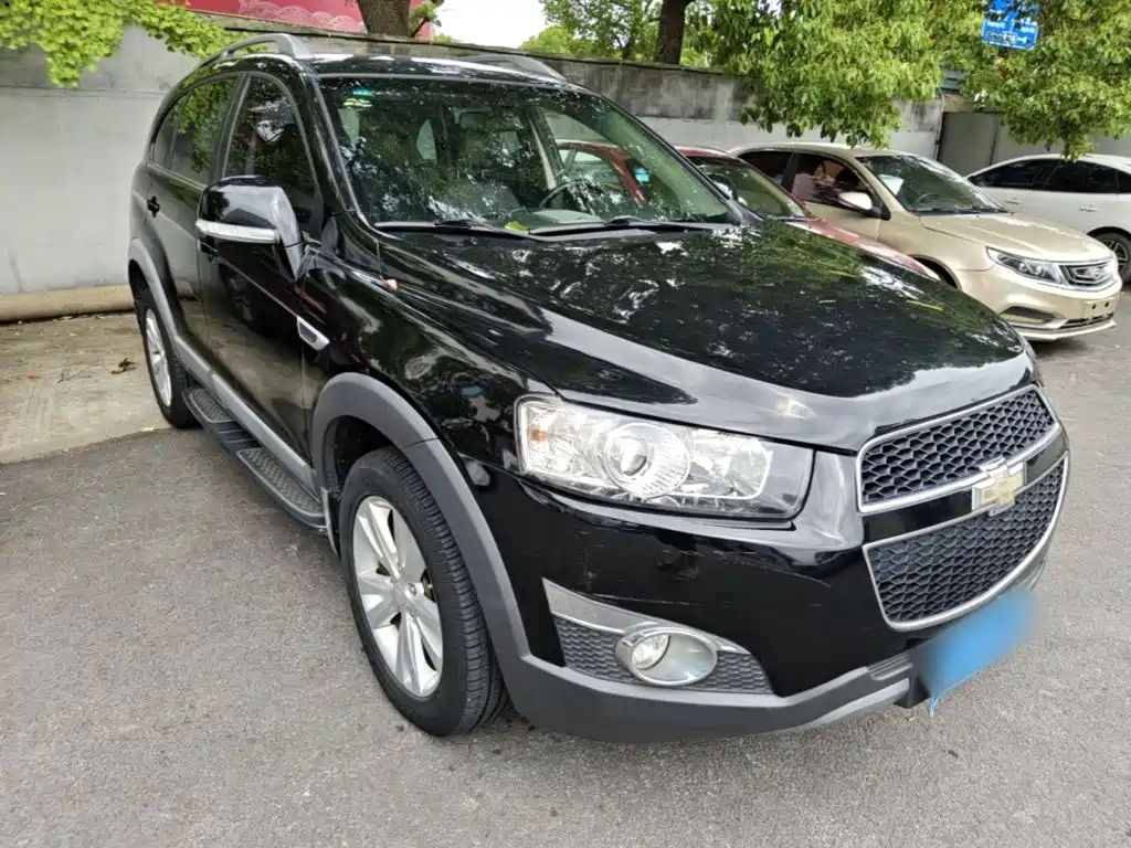 Captiva 2.4 L 4 WD Flagship 7-seat