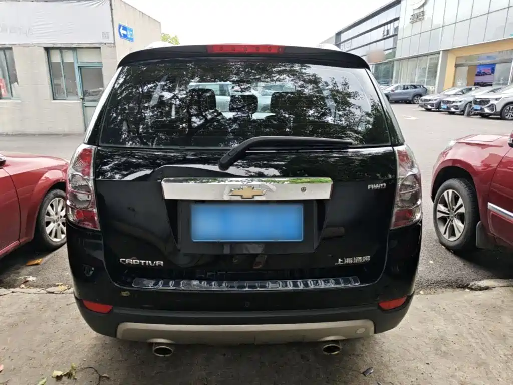 Captiva 2.4 L 4 WD Flagship 7-seat