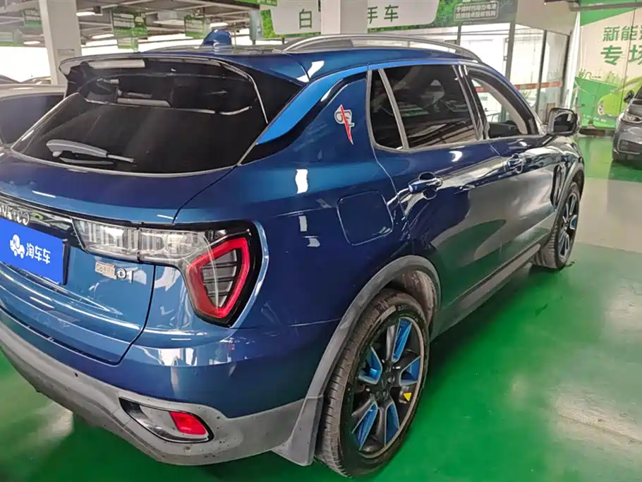Lynk & Co 01 2.0 T 2 WD Pro