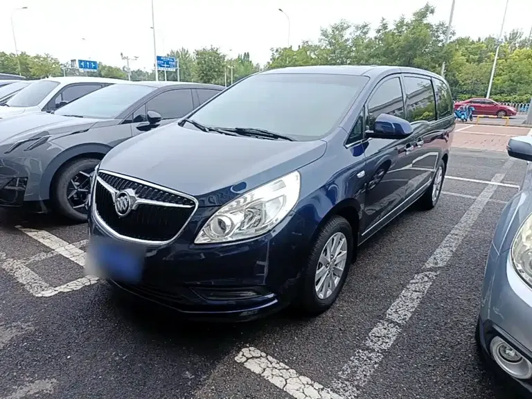 Buick GL8 25 S Distinguished CN-V