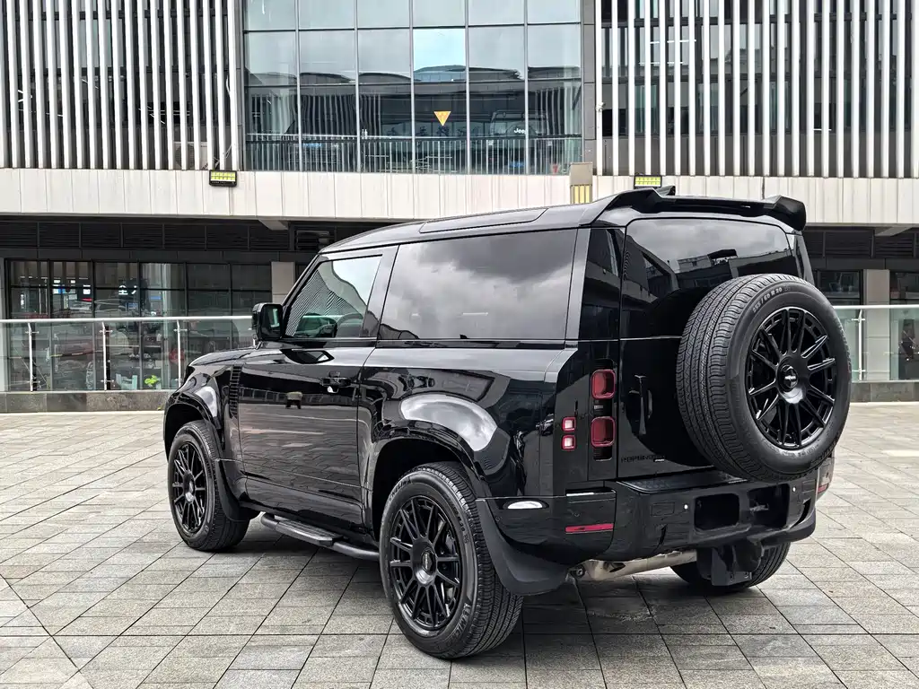 Land Rover Defender Facelift 90 3.0 T P400 XS
