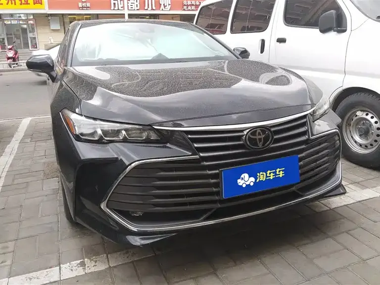 Toyota Avalon 2.0 L Progressive CN-VI