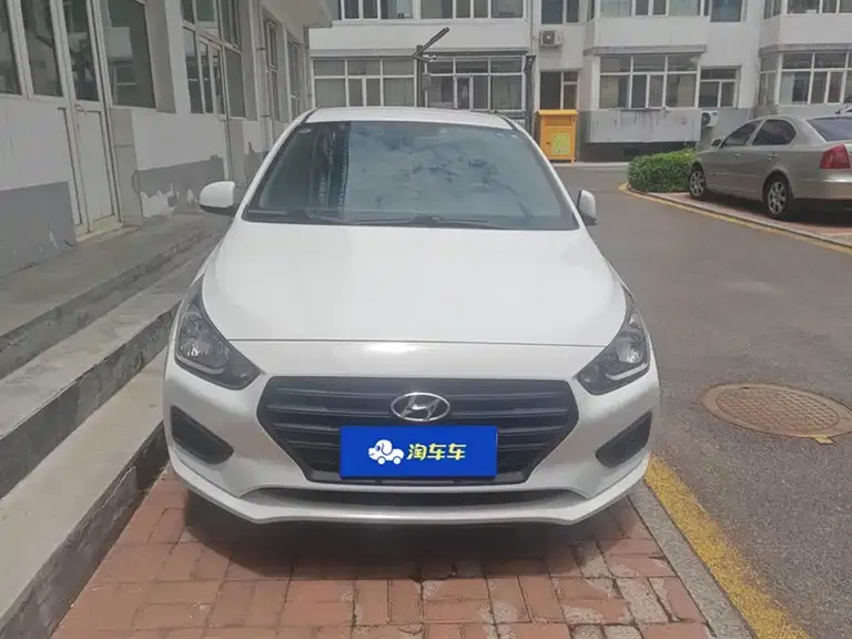 Hyundai Accent 1.4 L Manual GL Refreshed