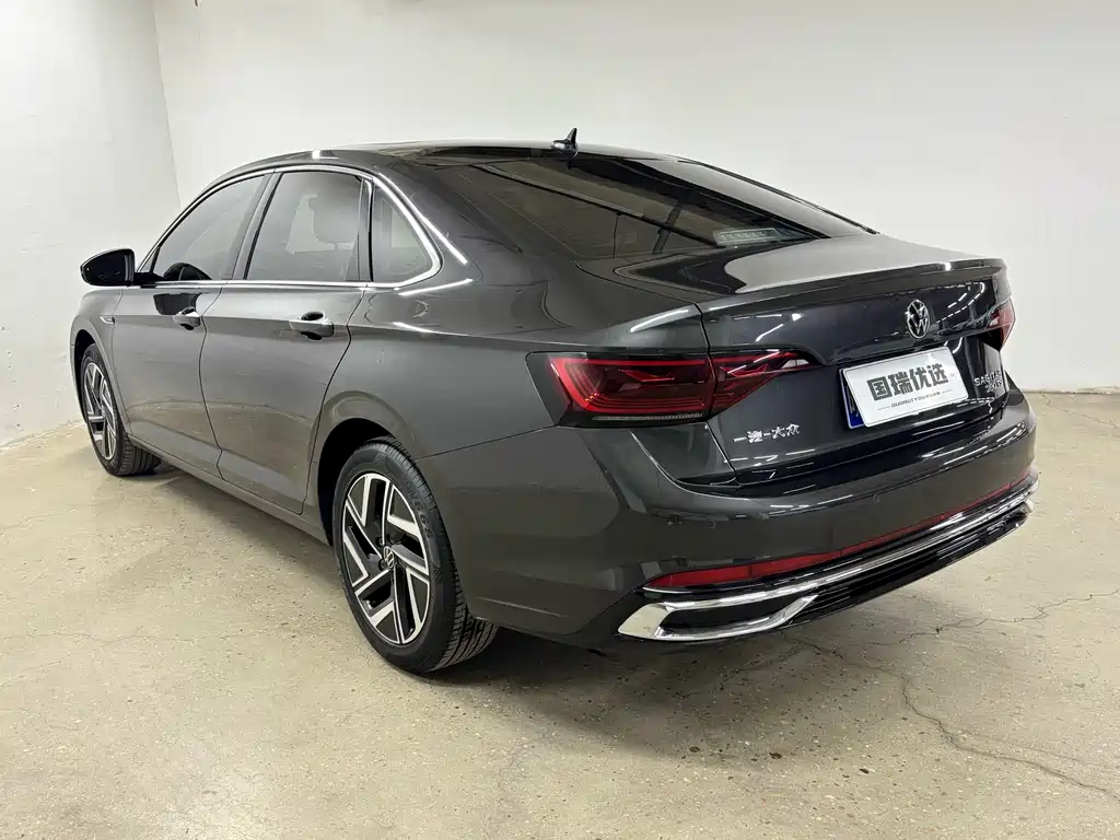 Sagitar 280 TSI DSG Transcend