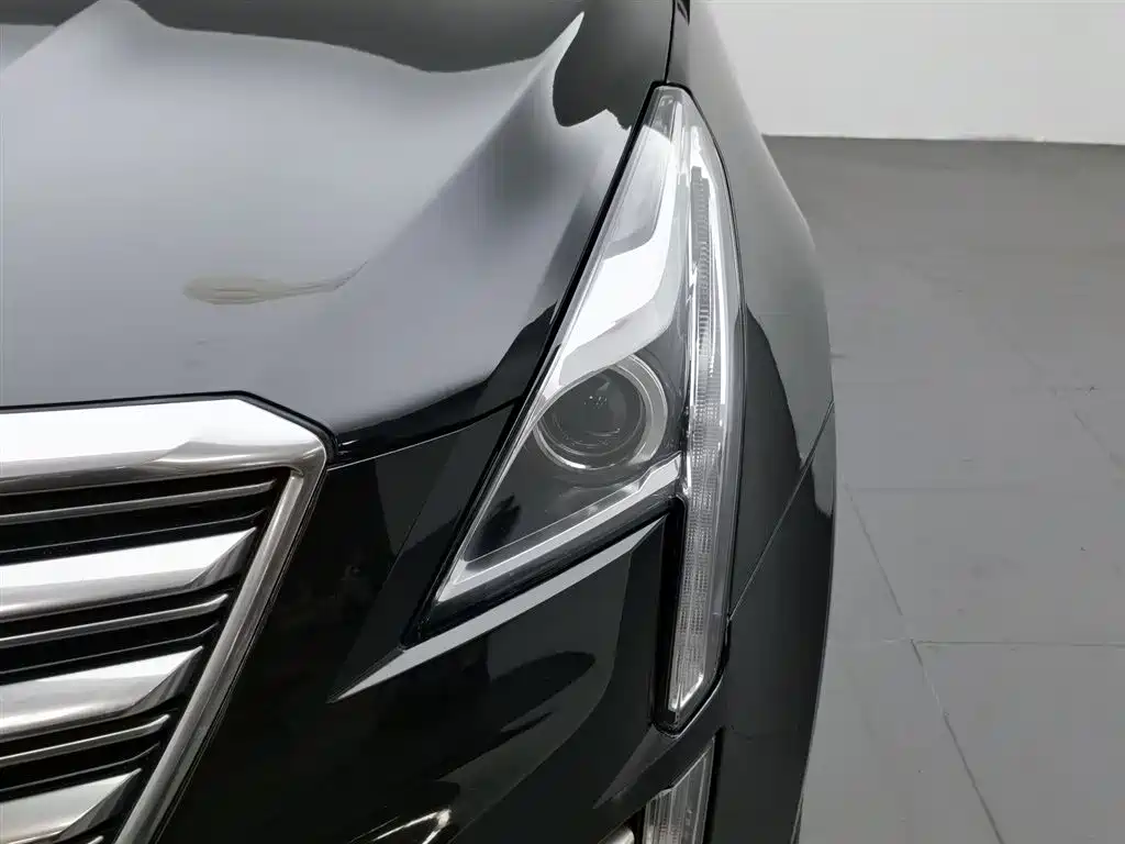 Cadillac XT5 25 T Luxury